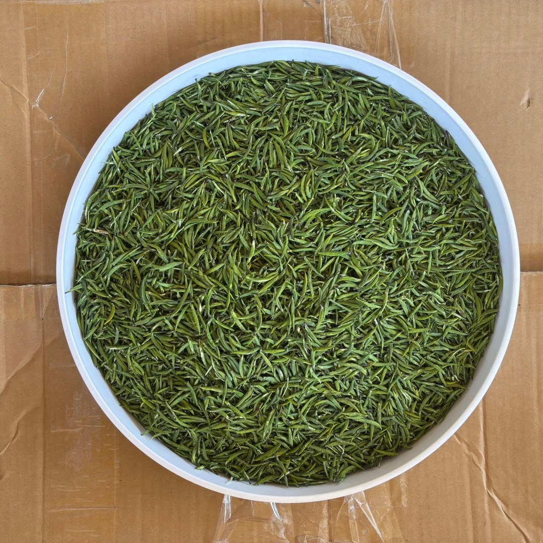 源头收茶珠圆玉润论道雀舌