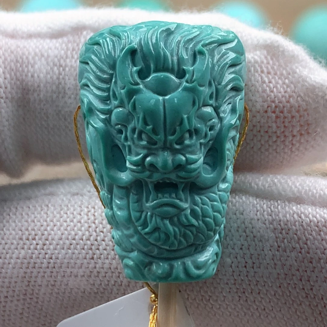 绿松石配饰未镶嵌