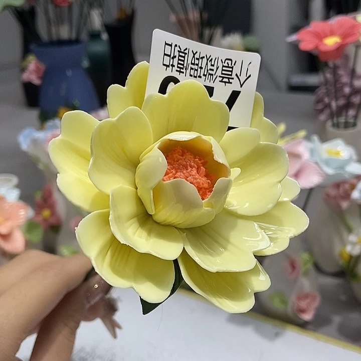 陶瓷纯手工捏花设计