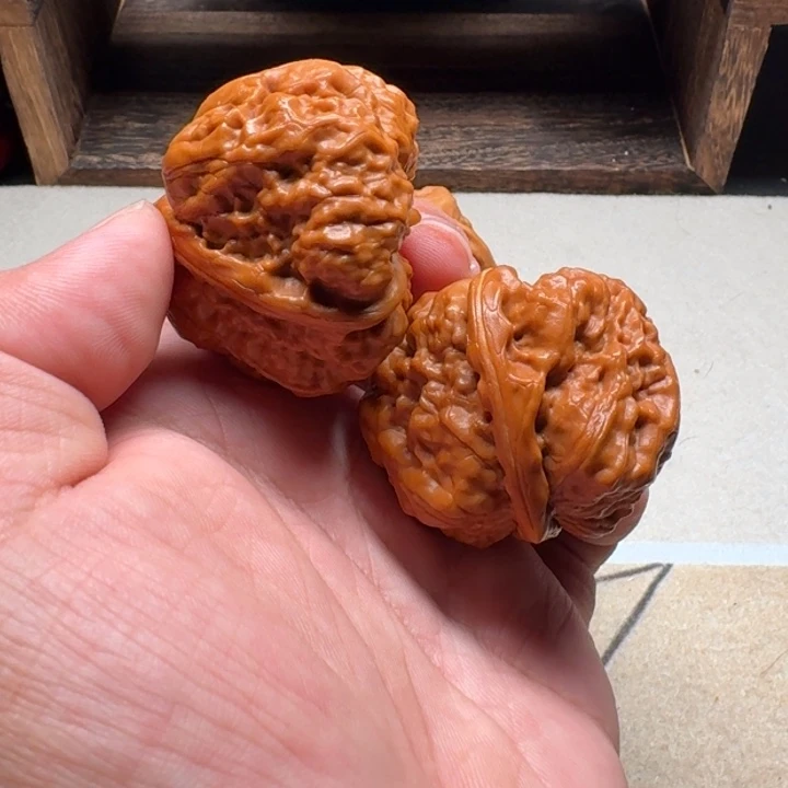 闹***曼文玩核桃吊坠42蛙蛙