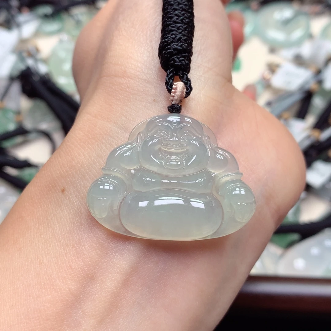 翡翠未镶嵌颈饰佛公