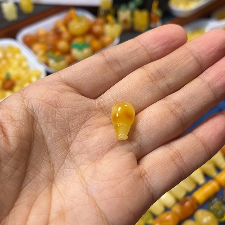 琥珀未镶嵌裸石卡9加三通