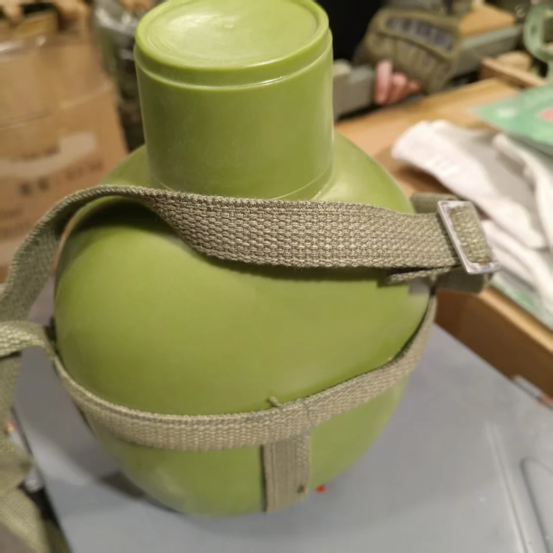 正品清仓老式绿水壶