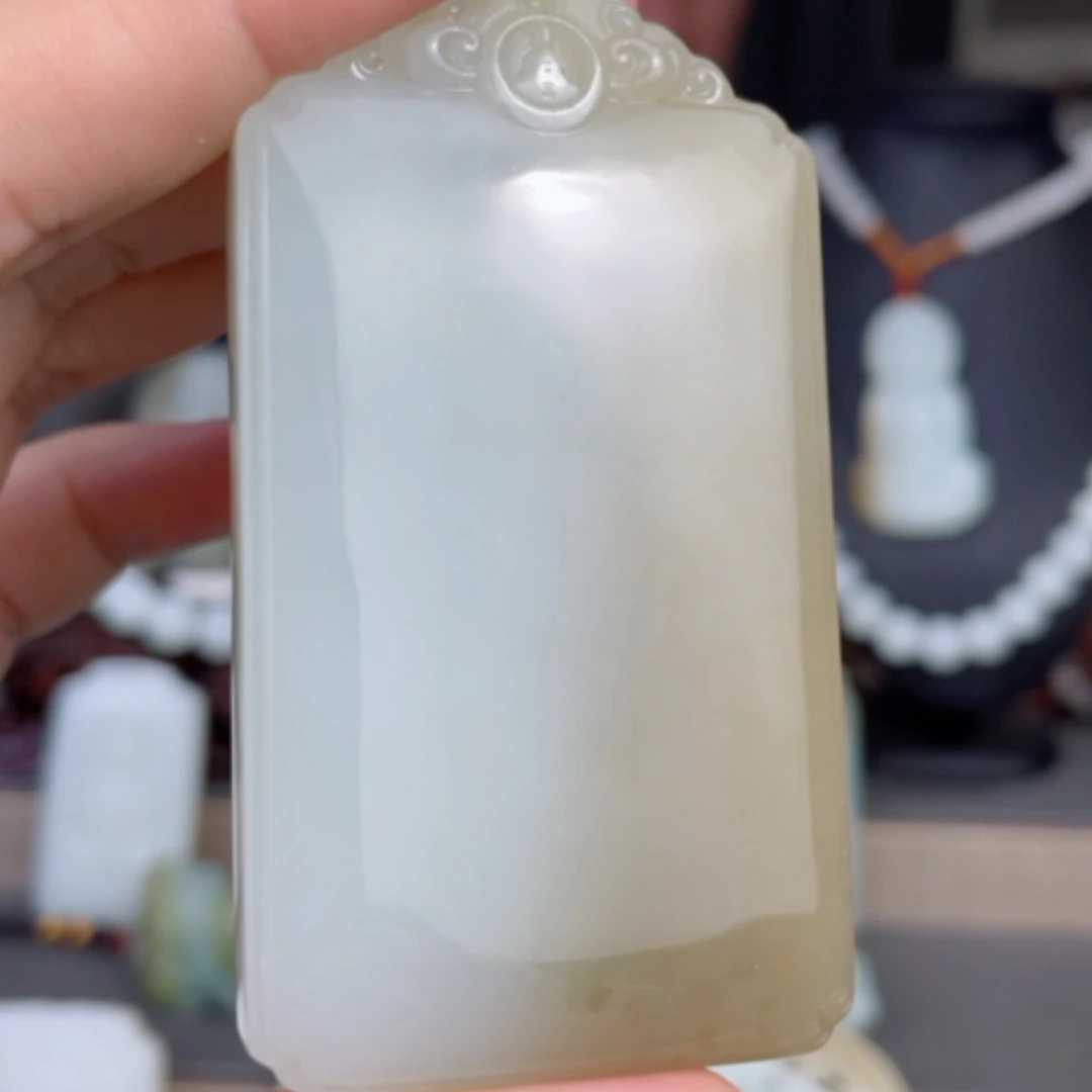 【闪购商品】颈饰未镶嵌和田玉