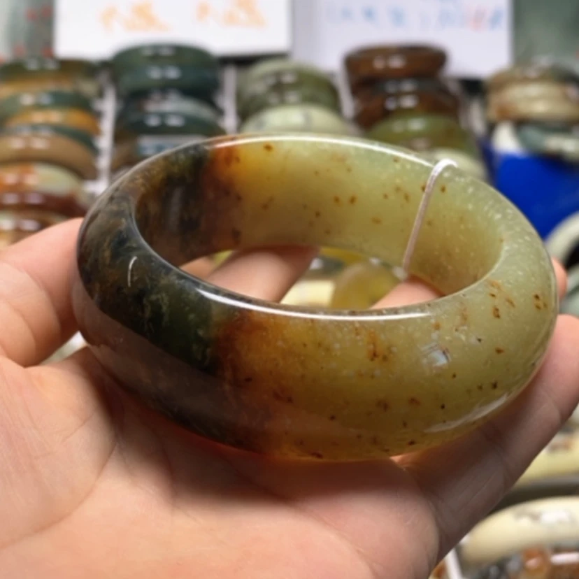 【闪购商品】蛇纹石玉未镶嵌手镯?****?