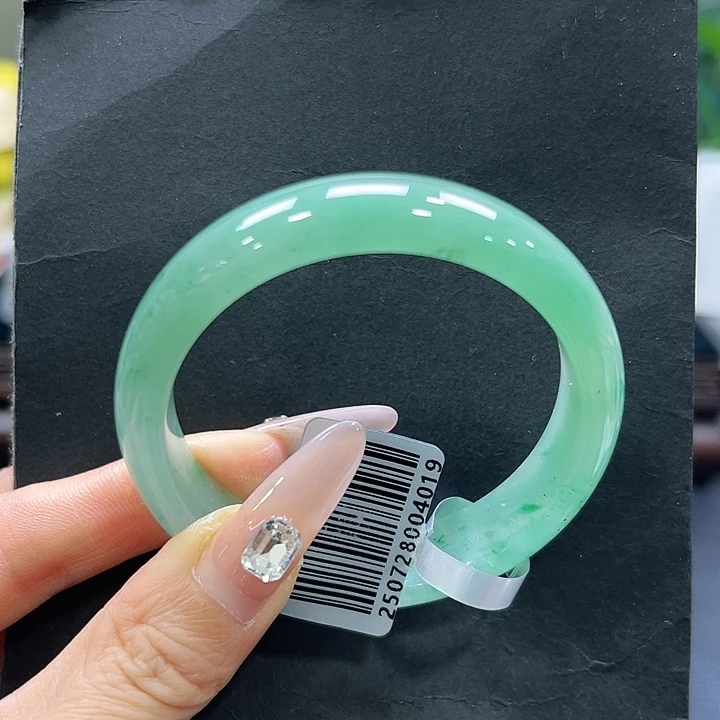 石英质玉（非洲翠）未镶嵌手镯54-55