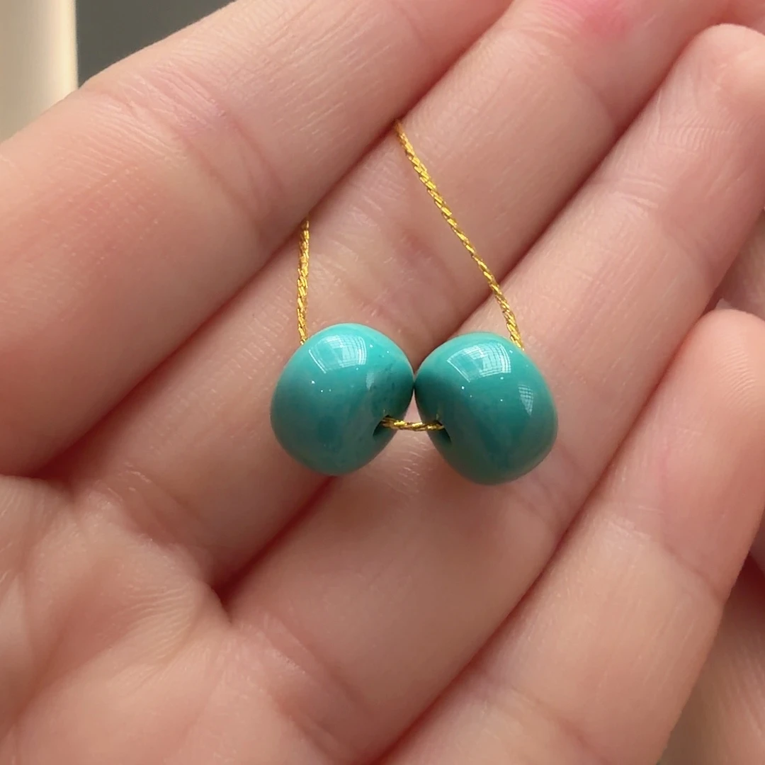 绿松石未镶嵌颈饰