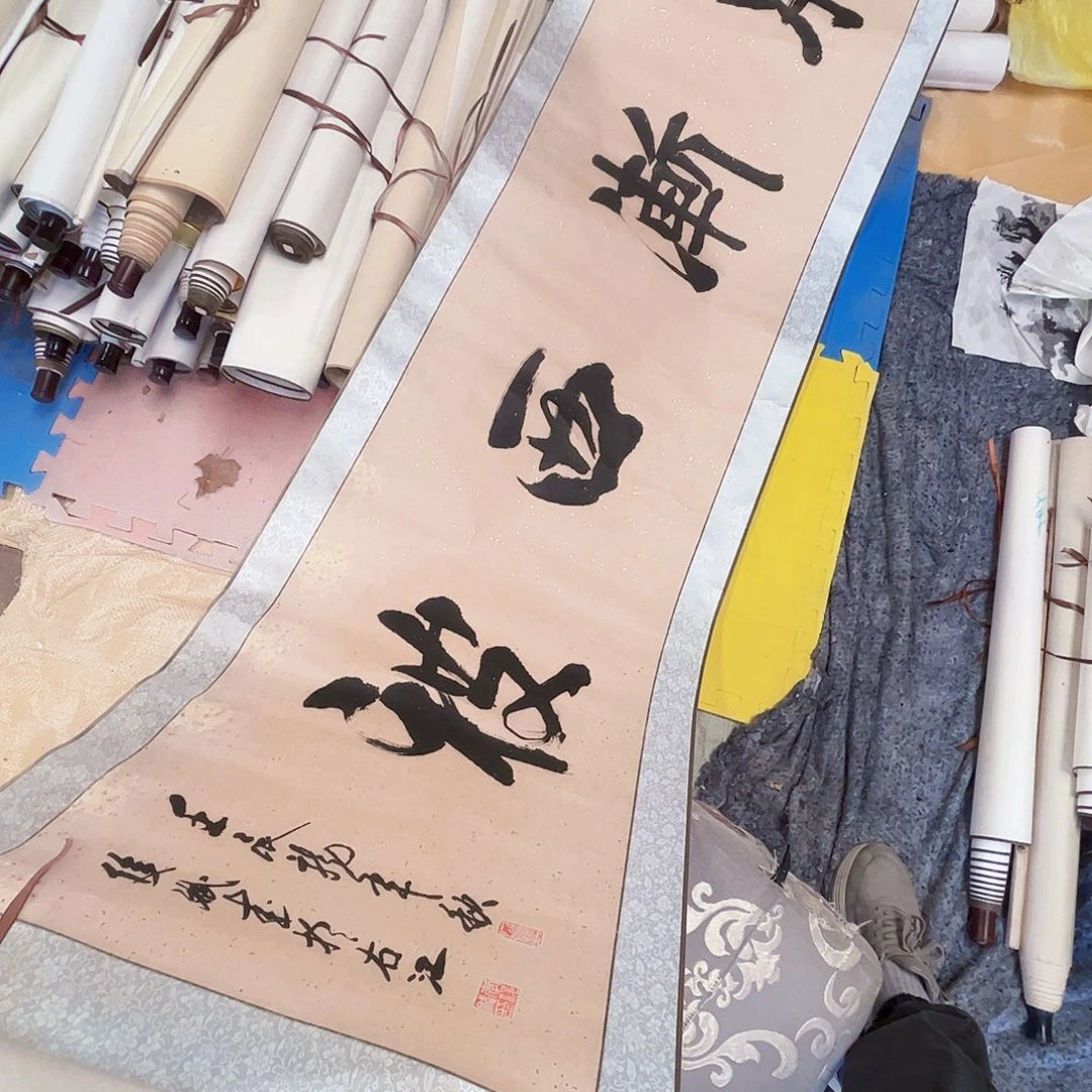 摆件，破损，轴坏，水渍，都是正常