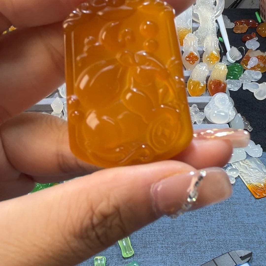 玛瑙/玉髓未镶嵌颈饰