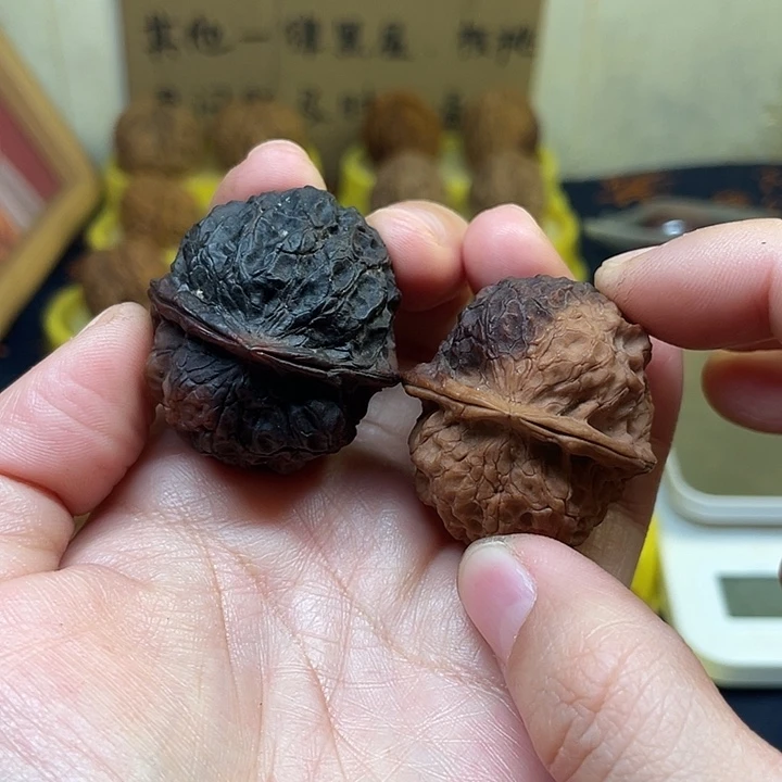 文玩核桃吊坠功夫熊猫40成交不退不换