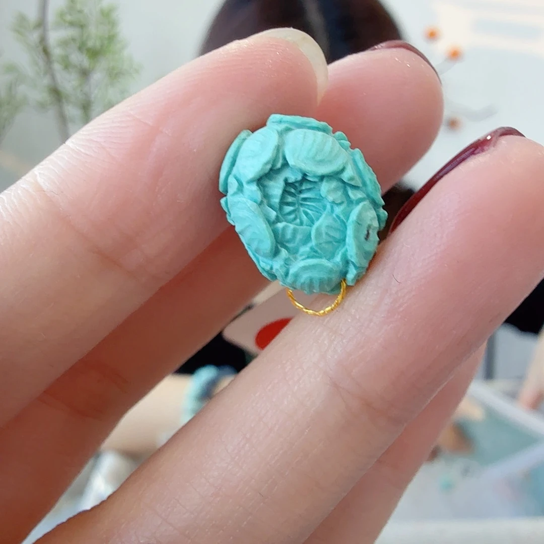 绿松石未镶嵌珠宝奇石