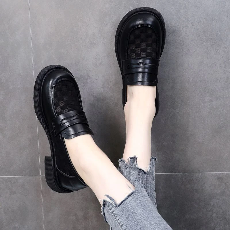 6乐福鞋女春秋2025年新款妈妈鞋真软皮单鞋平底小皮鞋英伦女鞋