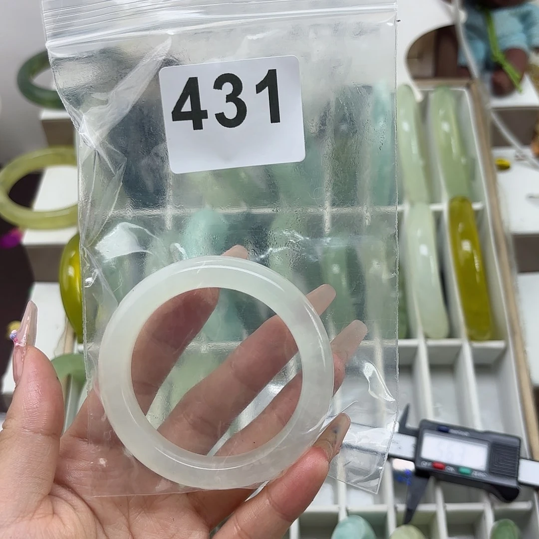 蛇纹石玉未镶嵌手镯用****3