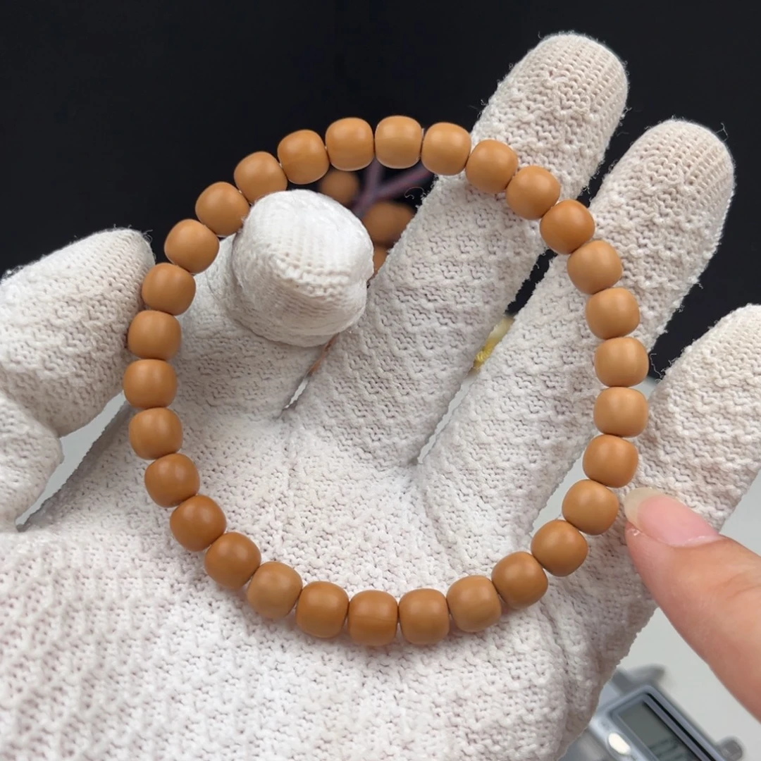 D***L猴头核桃手串老型198。 7.8老型