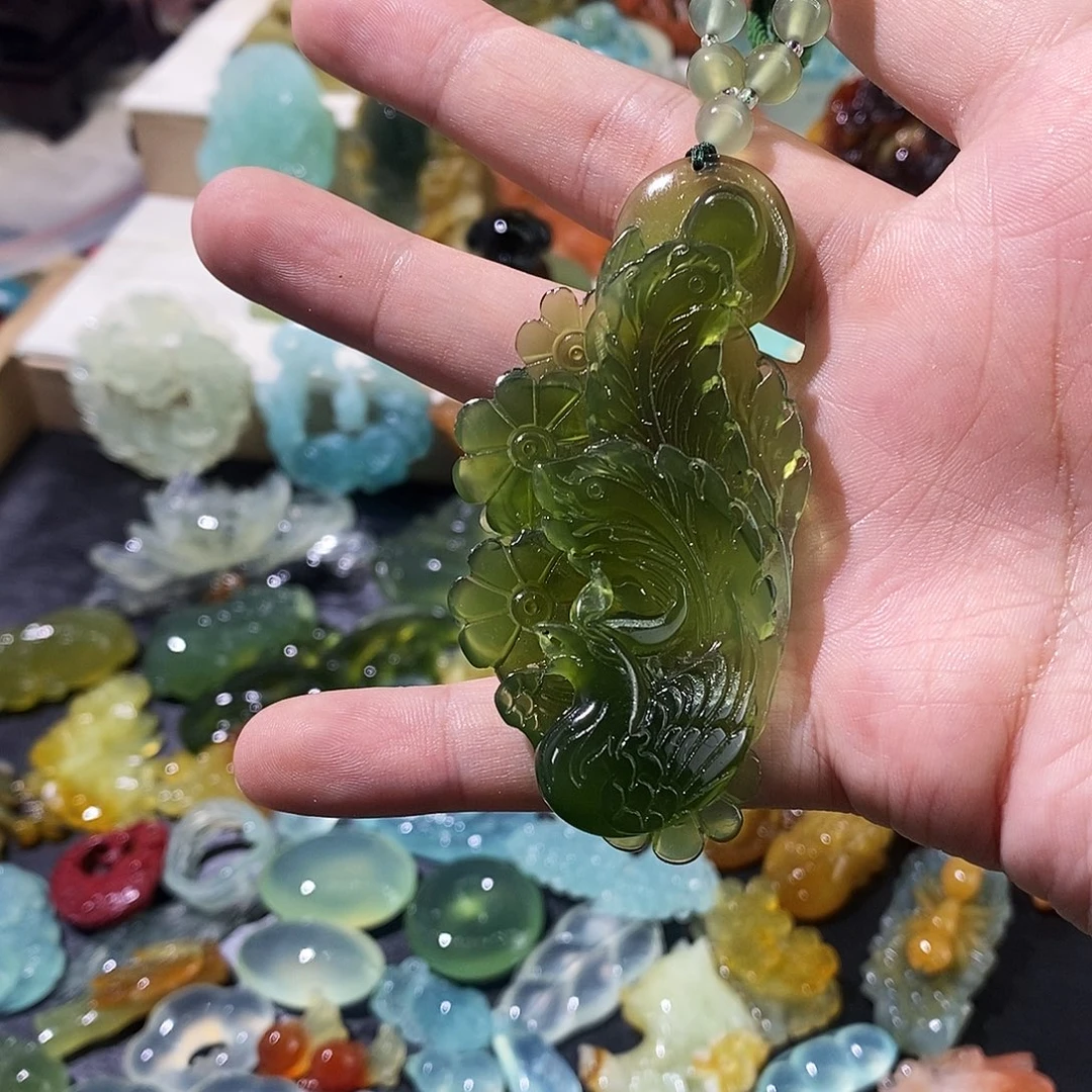 蛇纹石玉合金岫玉等