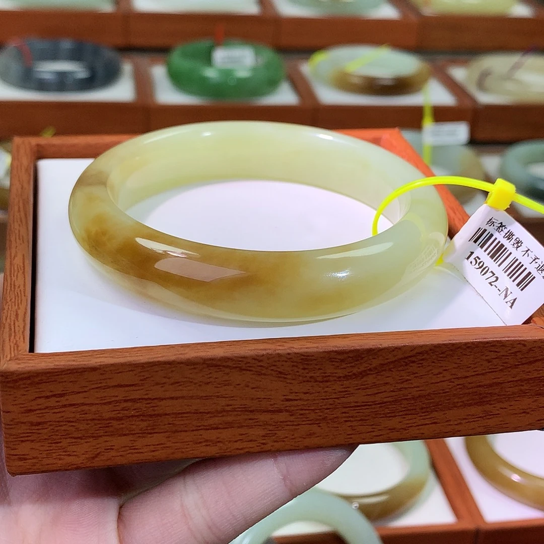 和田玉未镶嵌手镯58.59 黄口糖