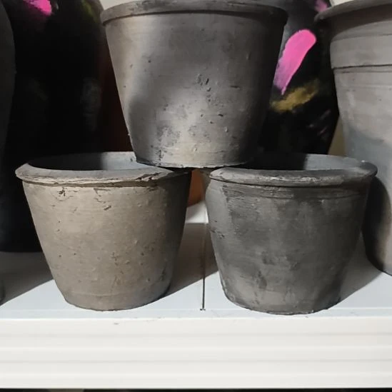 苗圃盆口径11高度9底部有孔到手四个