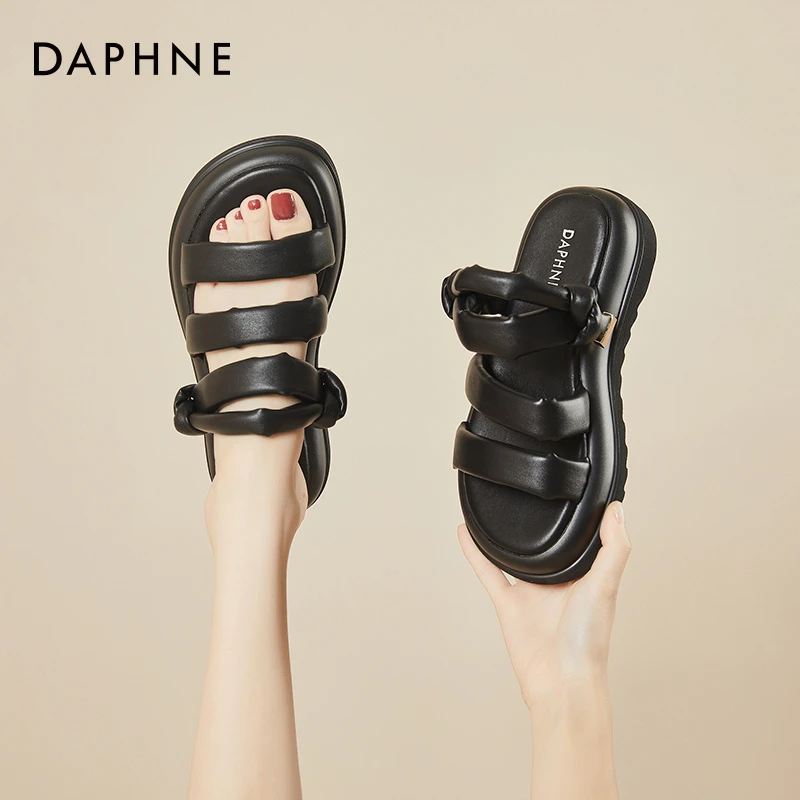 达芙妮凉鞋拖女夏天外穿精致2025新款厚底鞋拖沙滩黑色松糕凉拖鞋
