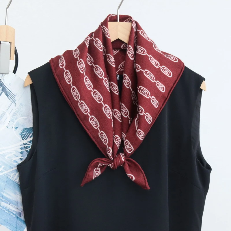 【红色链条】气质百搭复古双面同色印花丝毛方巾围巾披肩