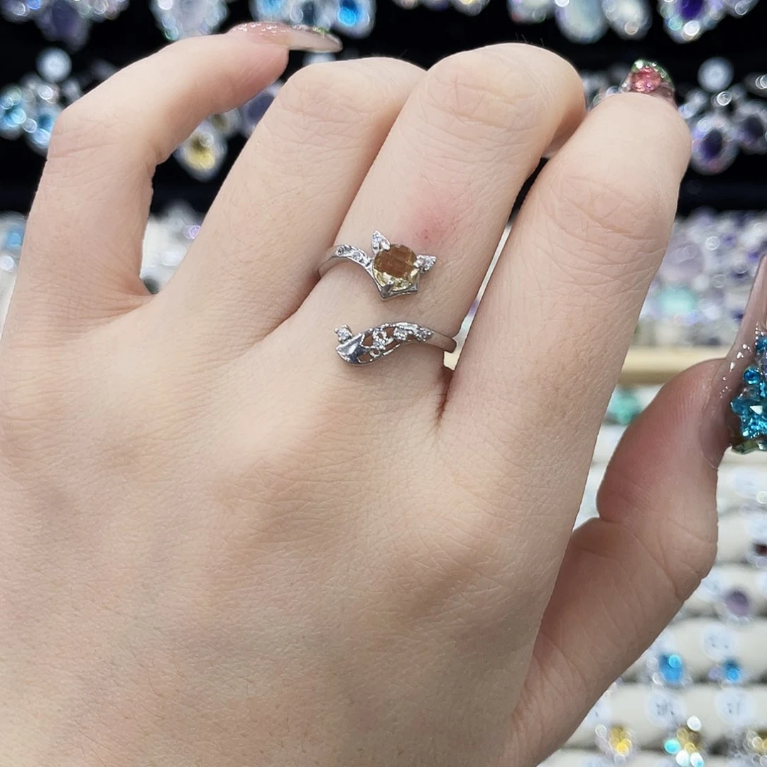 银S925镶嵌戒指黄晶戒指