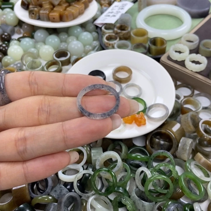 未镶嵌和田玉珠宝半成品小*喜