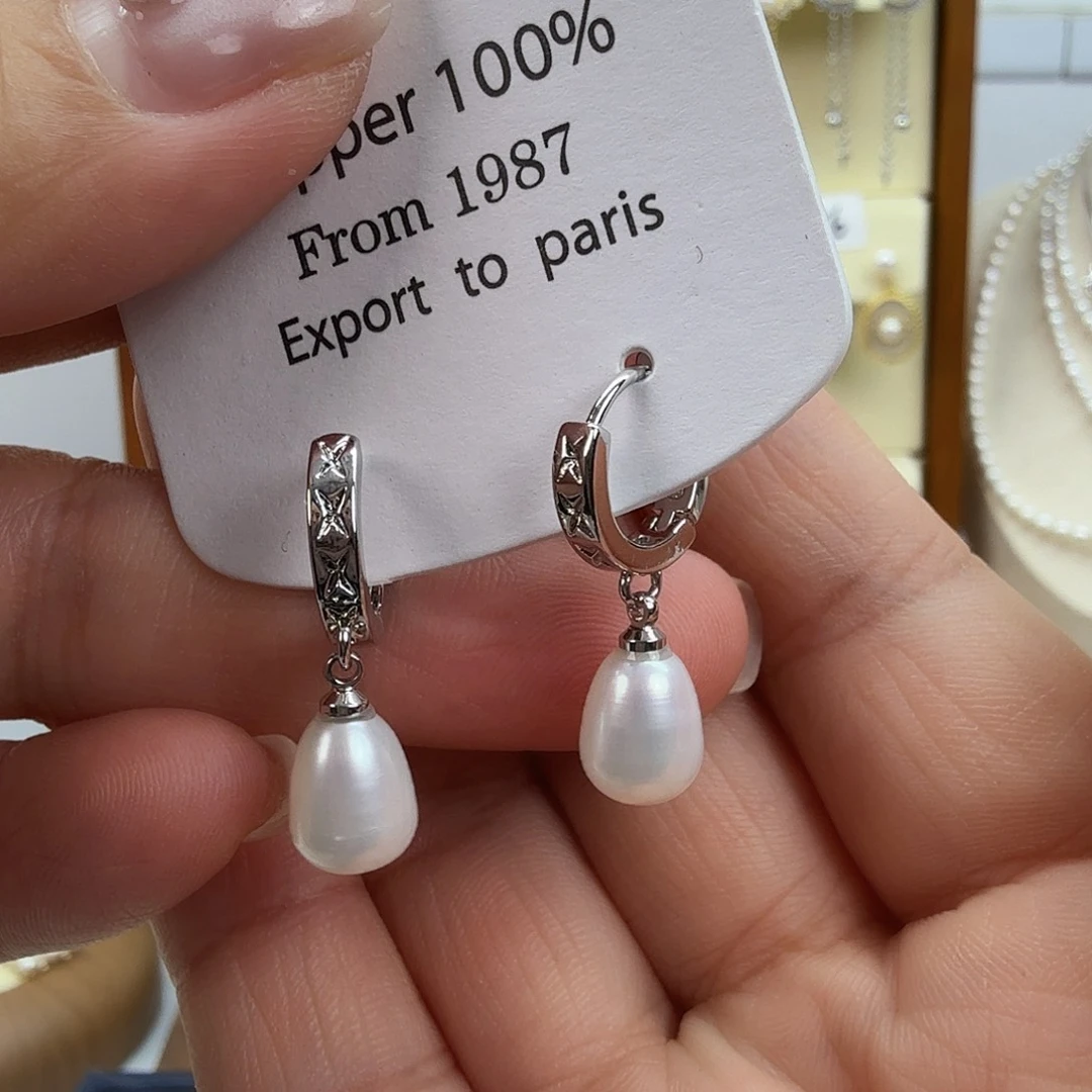 淡水珍珠耳饰未镶嵌