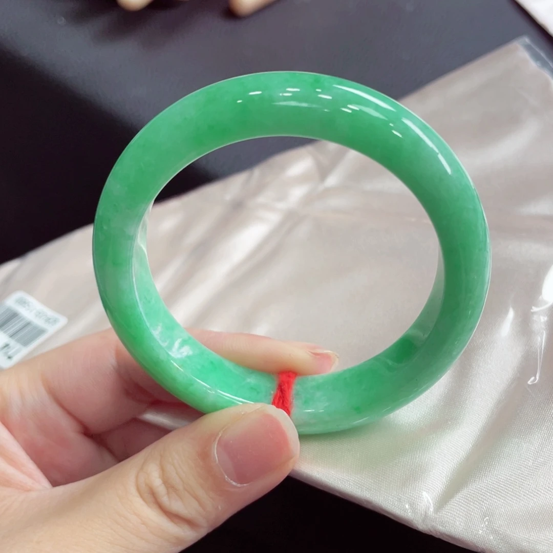 未镶嵌手镯翡翠翡翠