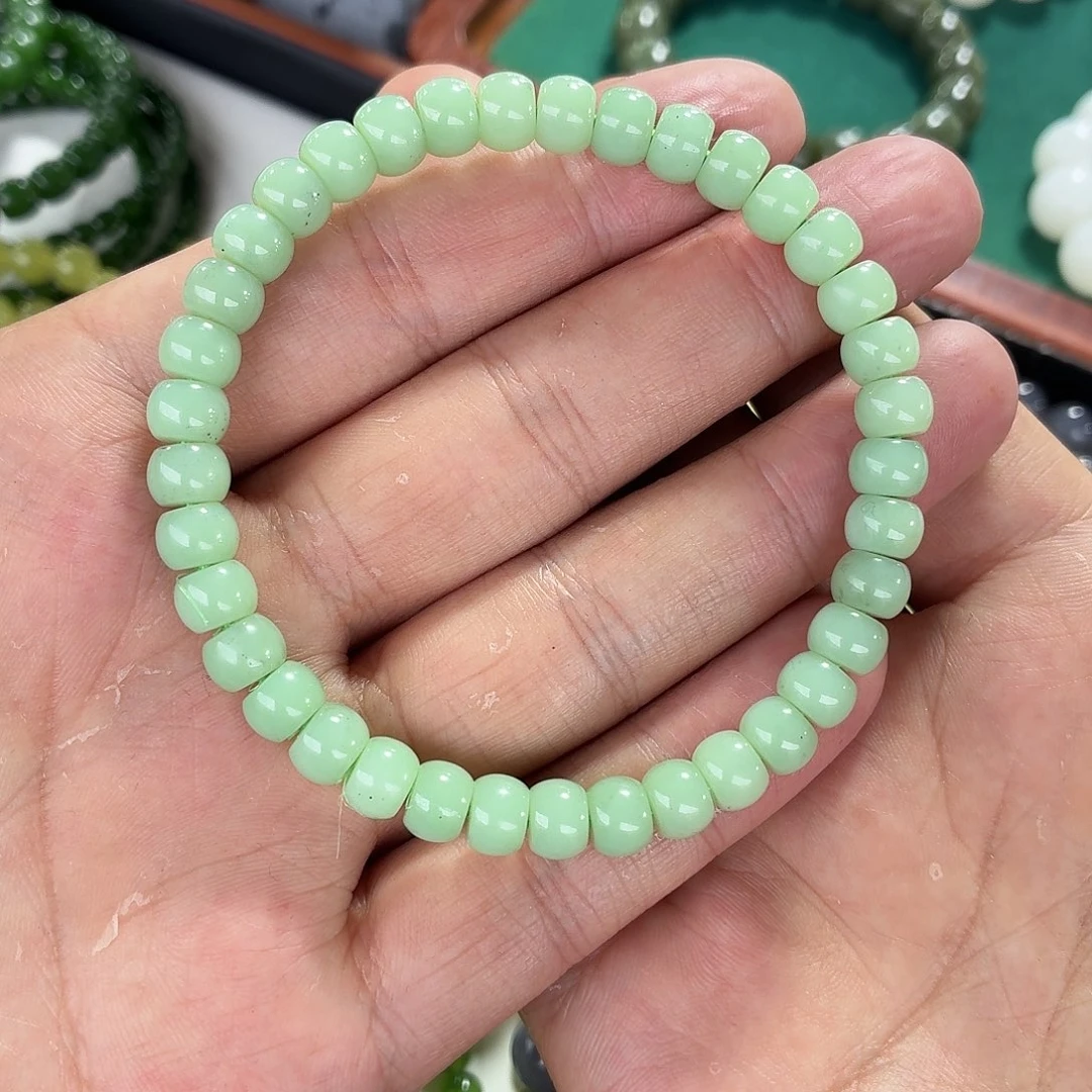 和田玉未镶嵌手串