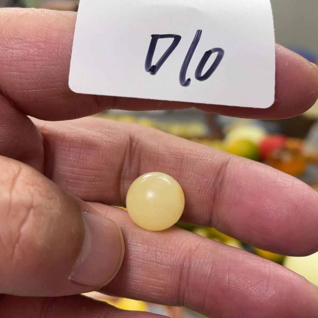 手链琥珀未镶嵌多样性发，发其中一件