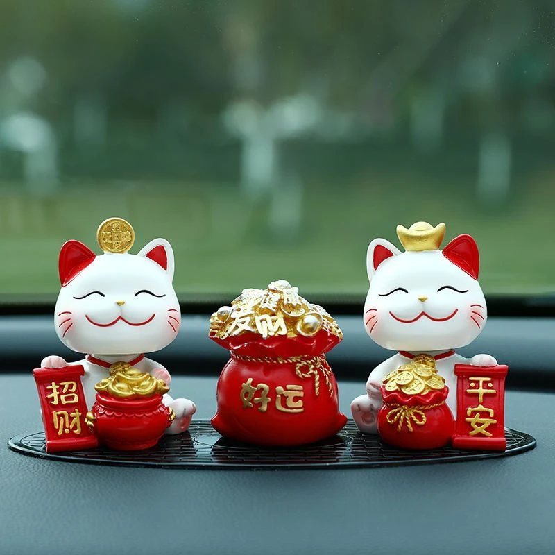 新疆西藏包邮创意新款招财猫汽车摆件高档车载摇头可