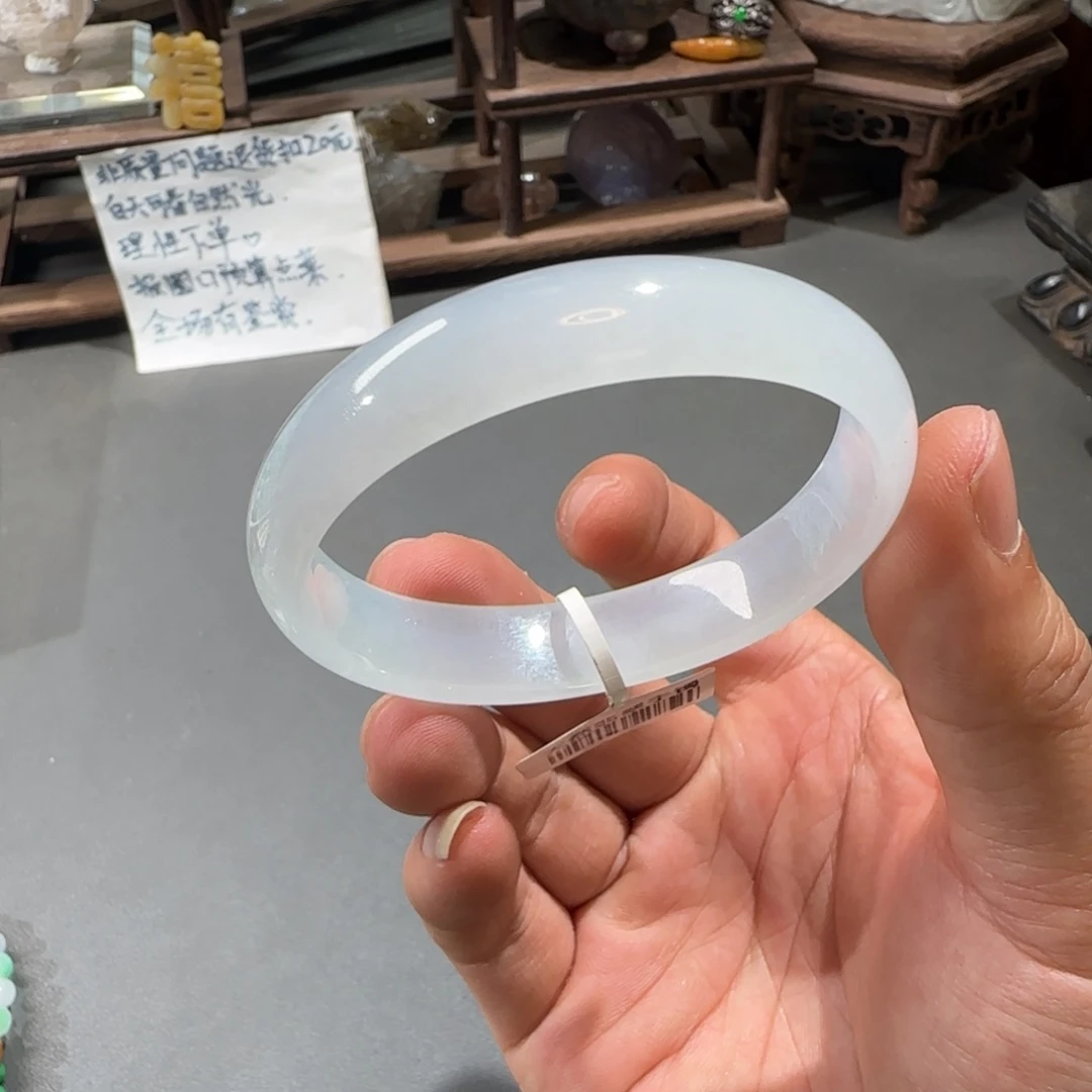 翡翠手镯未镶嵌52.7贵妃