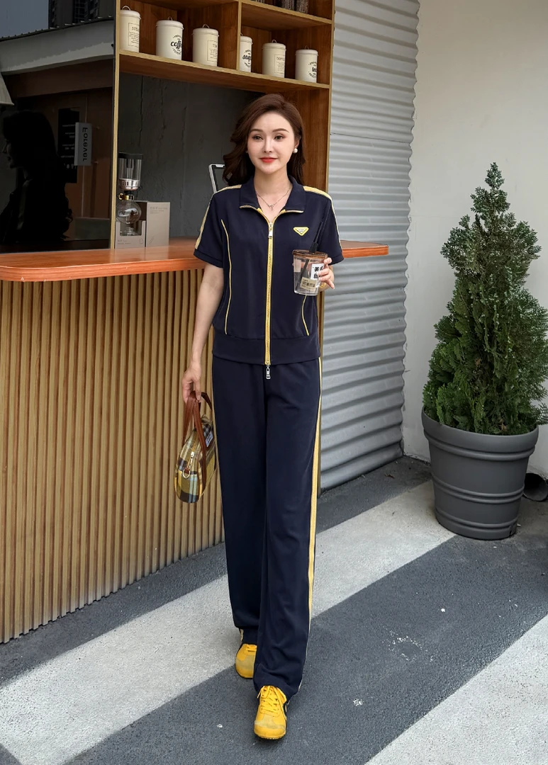 夏季凉爽丝减龄开衫套装