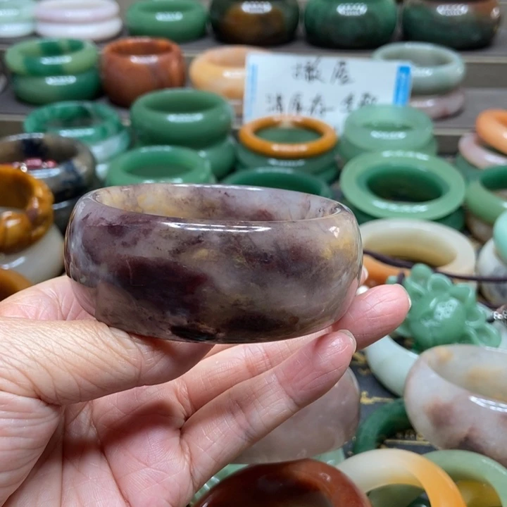 石英质玉手镯未镶嵌冰*