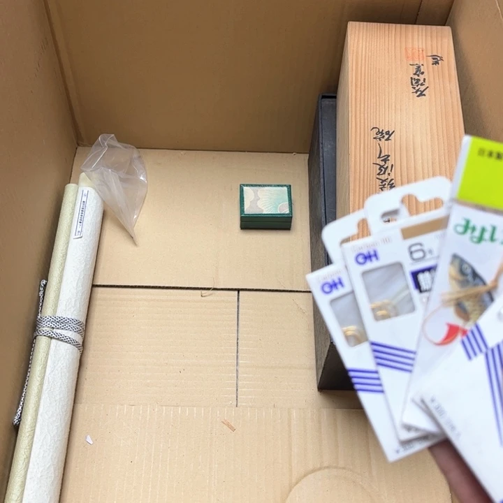 中古首饰，瓷器莫***时