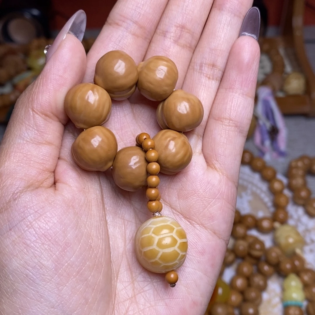 吊坠猴头核桃屁桃小富甲手捻