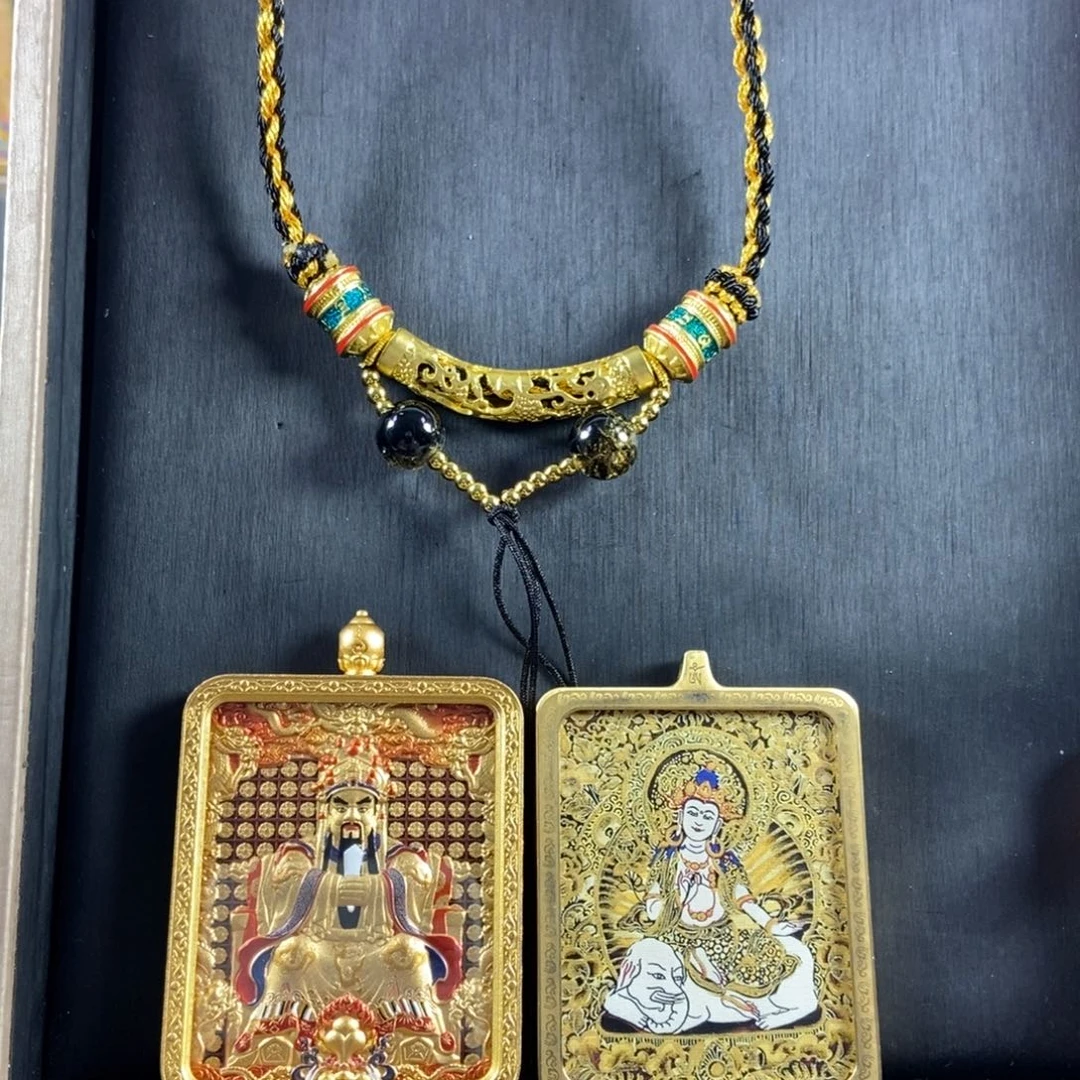 吊坠遇**陈美丽的唐卡结缘