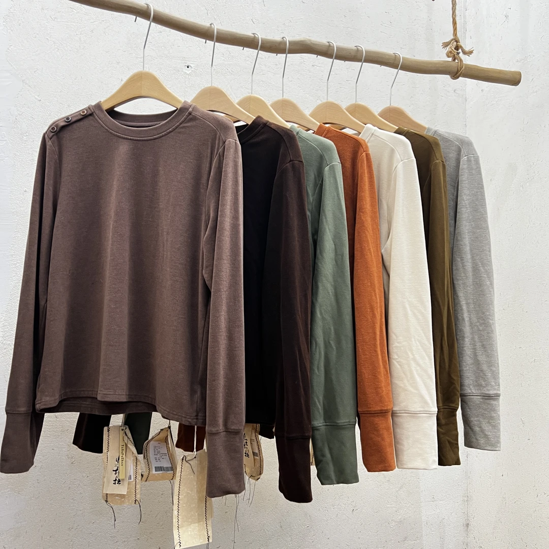 忆古朴拙德绒蛋白抓绒侧扣圆领打底241213纯色长袖百搭简约休闲