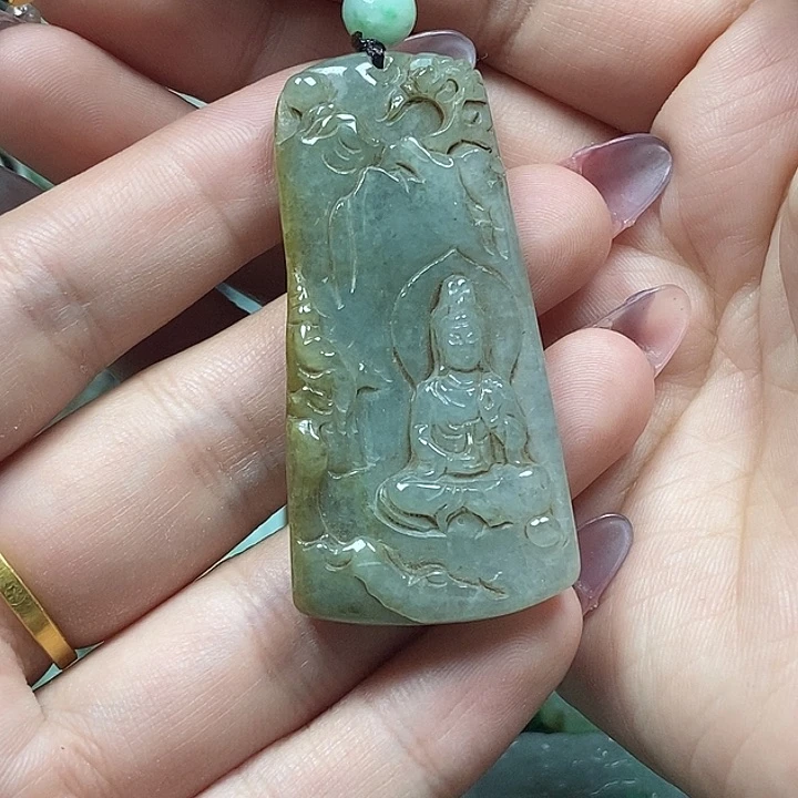 翡翠未镶嵌颈饰0000000000000