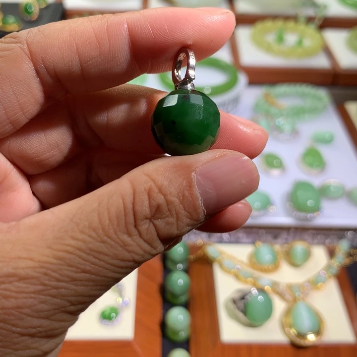 和田玉（碧玉）银S925镶嵌颈饰