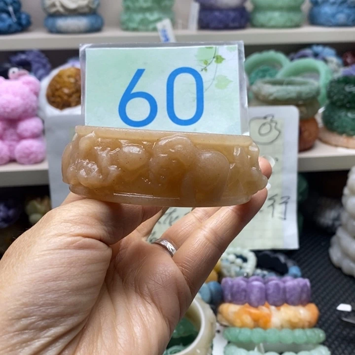 未镶嵌手镯石英岩玉