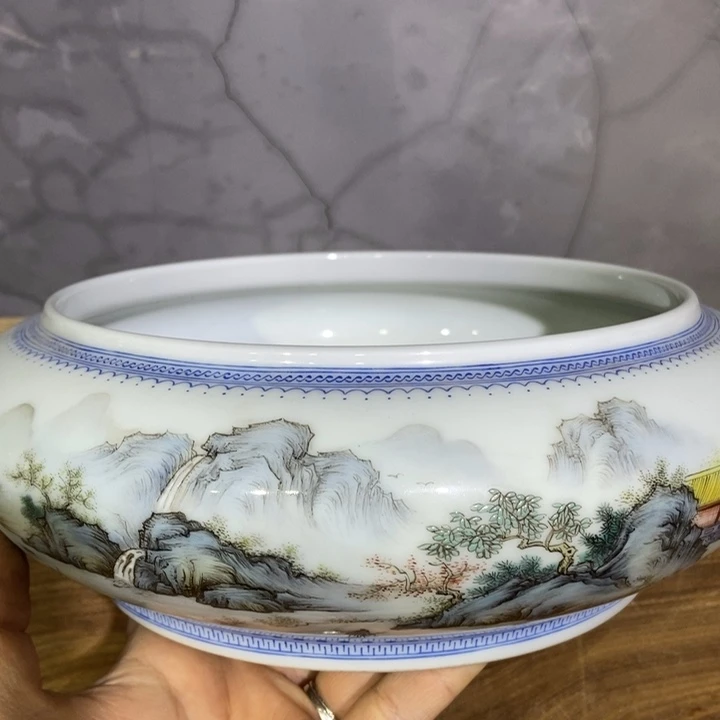 真**有陶瓷艺术品的设计