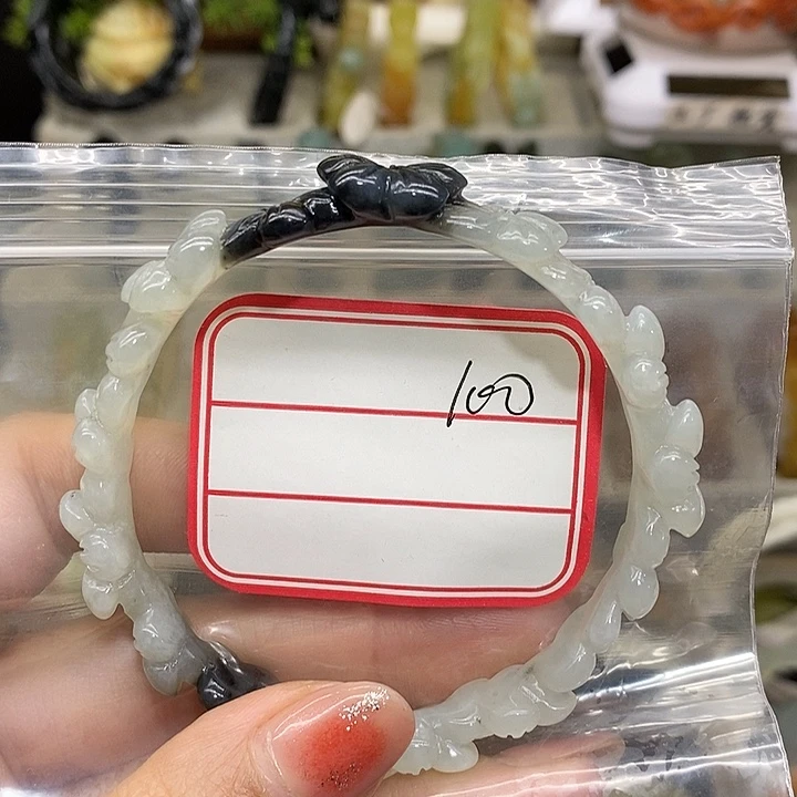 Y***友蛇纹石玉未镶嵌手镯