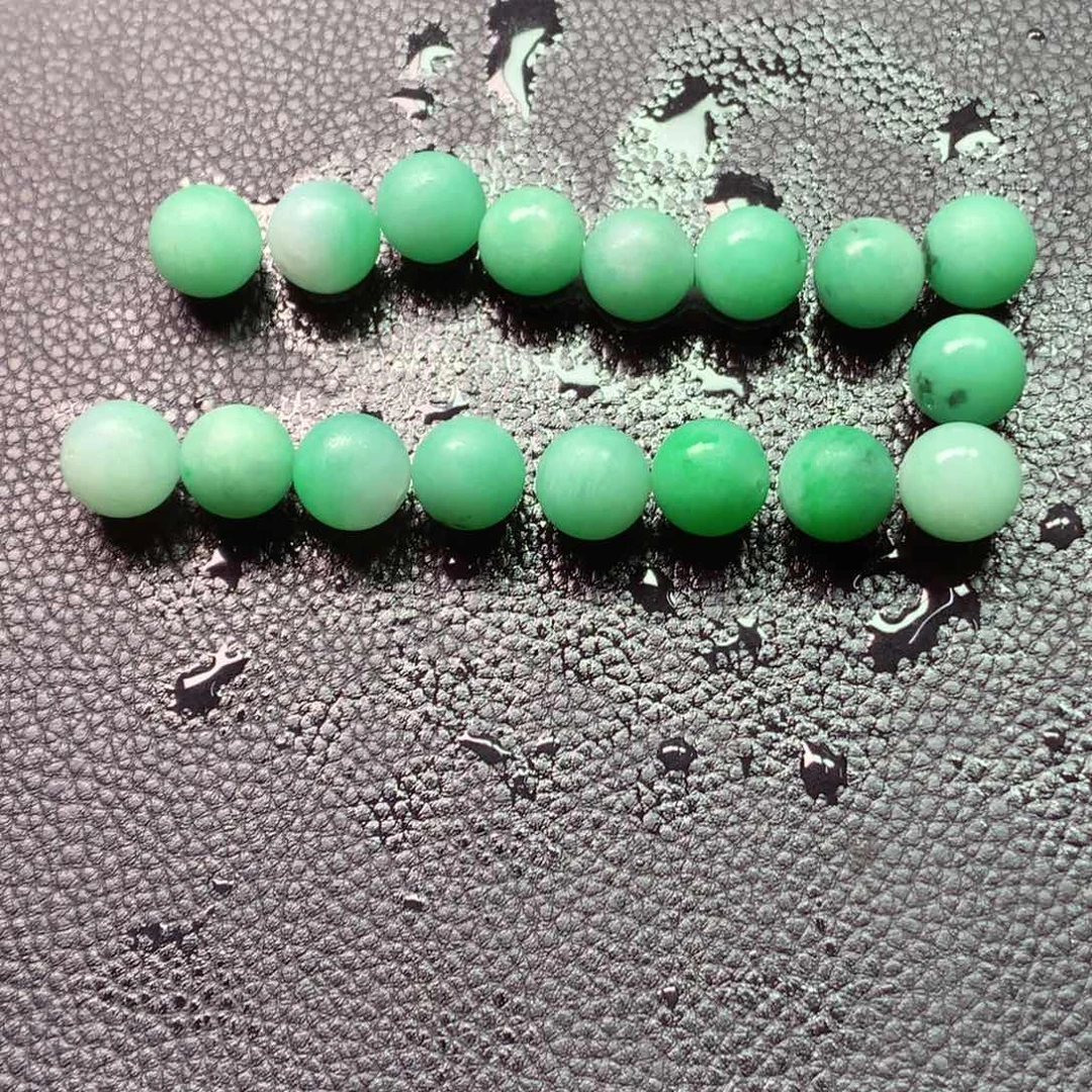 未镶嵌定制翡翠翡翠