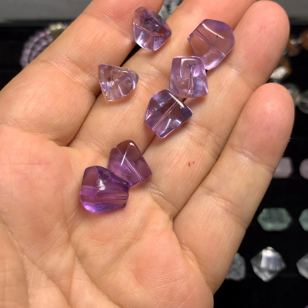 未镶嵌颈饰水晶珠子随形