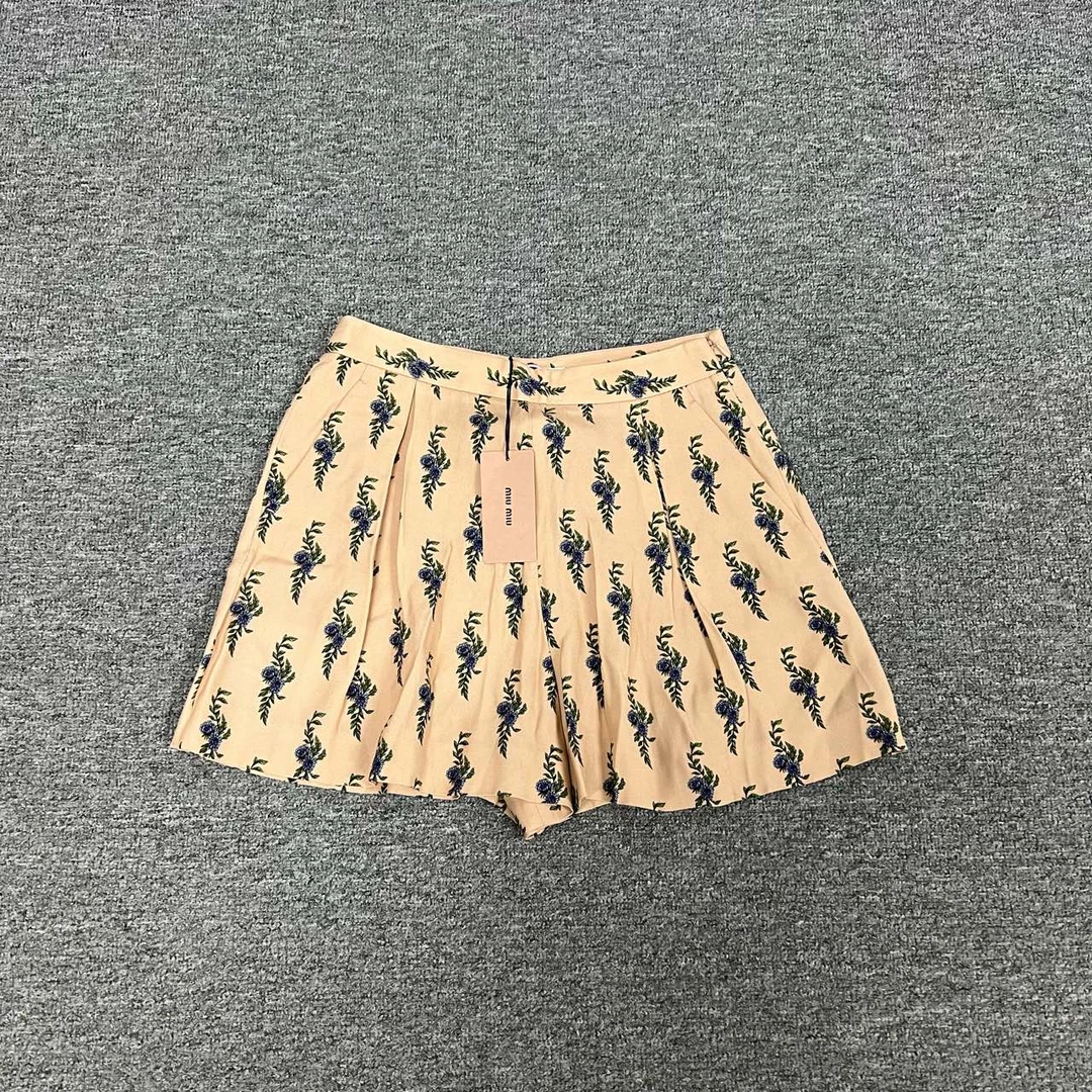 99新 Alexander McQueen/亚历山大·麦昆 miumiu 雪纺短裤