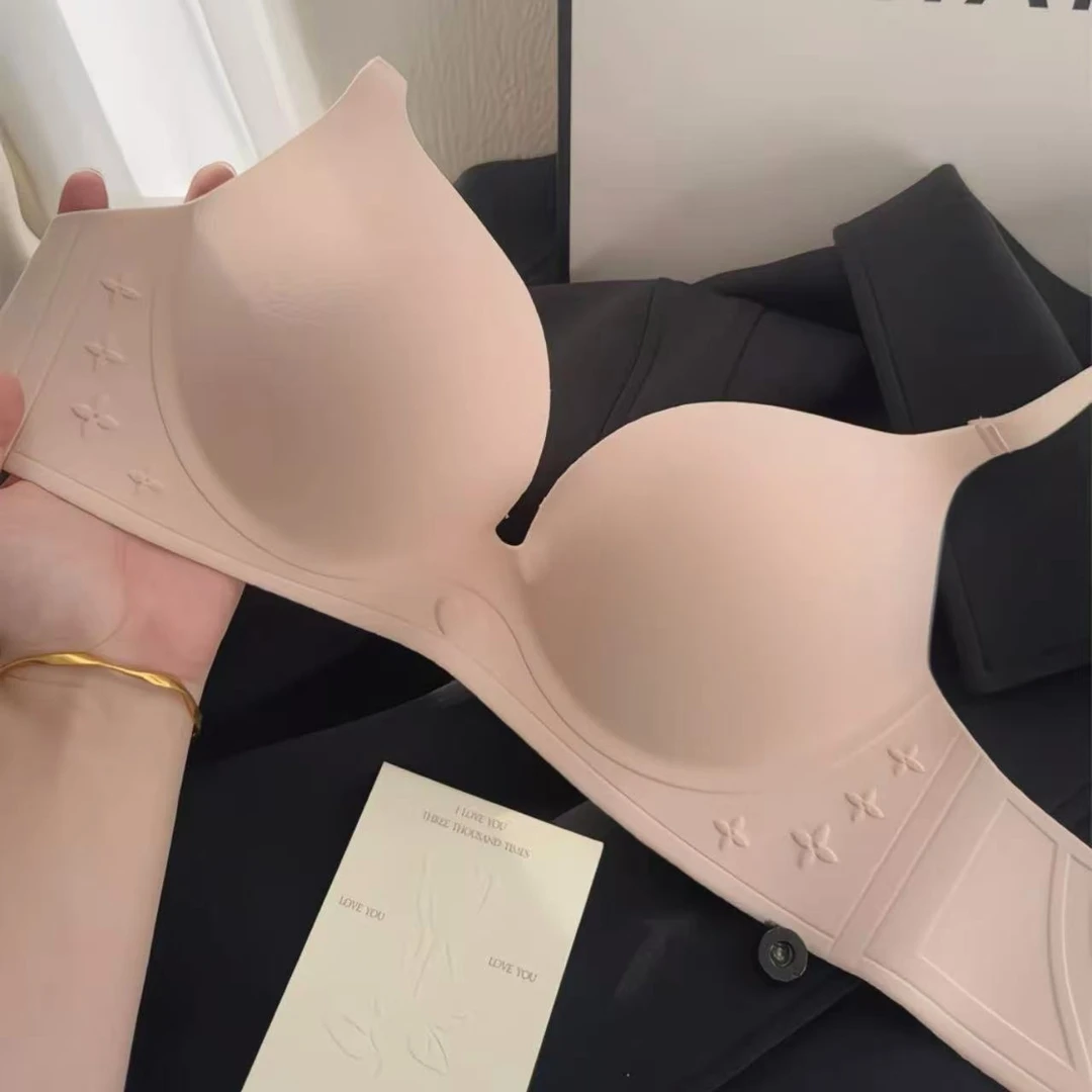 粉嘟嘟少女嫩粉色内衣女一片式无钢圈小胸聚拢收副乳防下垂文胸E