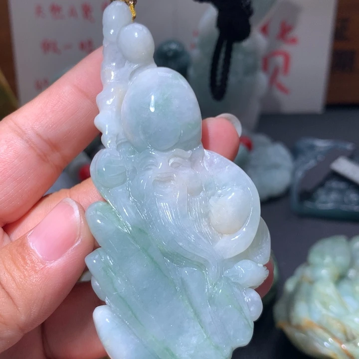 翡翠未镶嵌颈饰保真天然A货翡翠