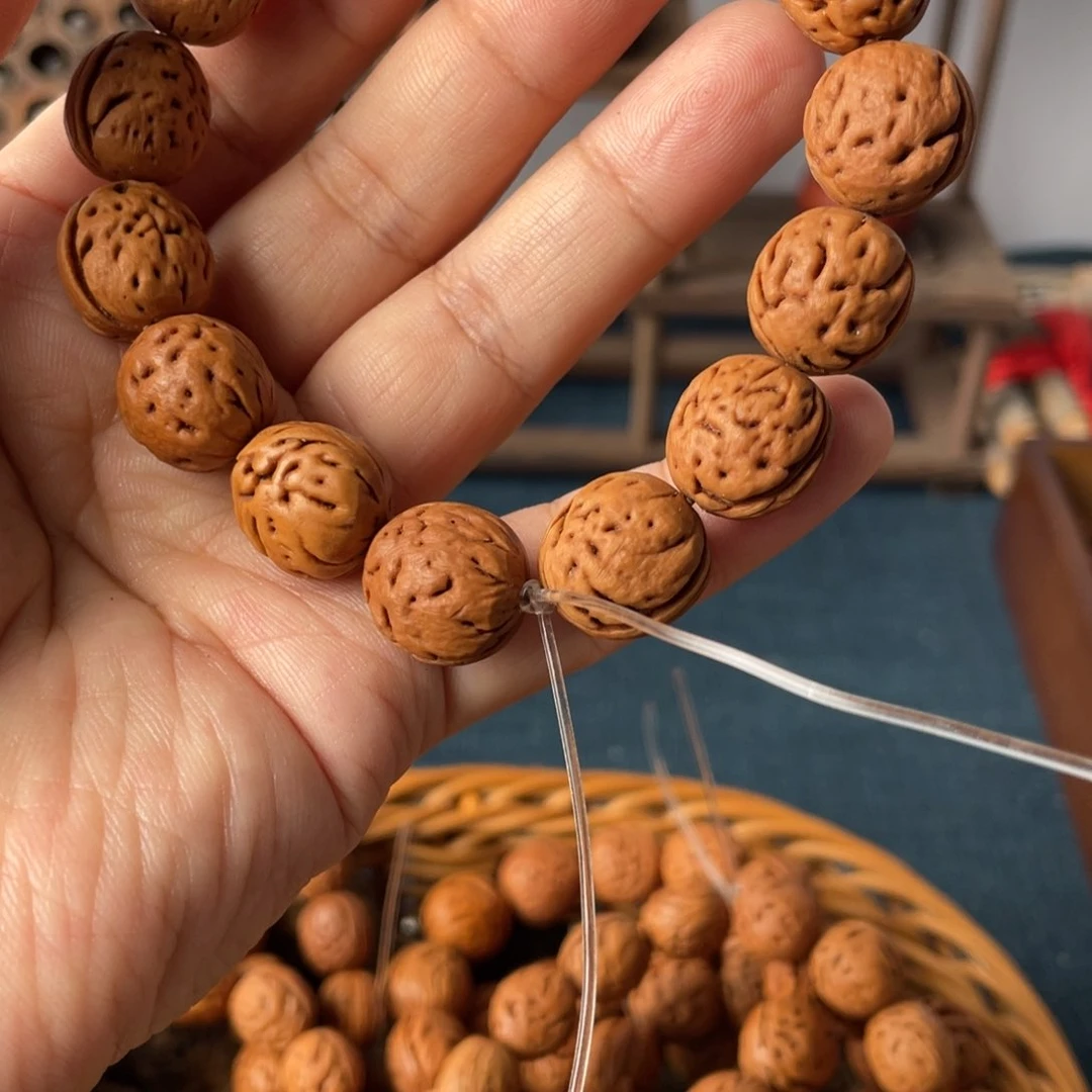 和***哥桃枭手串打底卡12➕一串