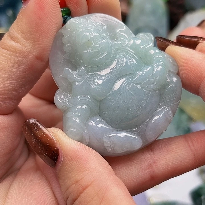 翡翠未镶嵌颈饰挂件