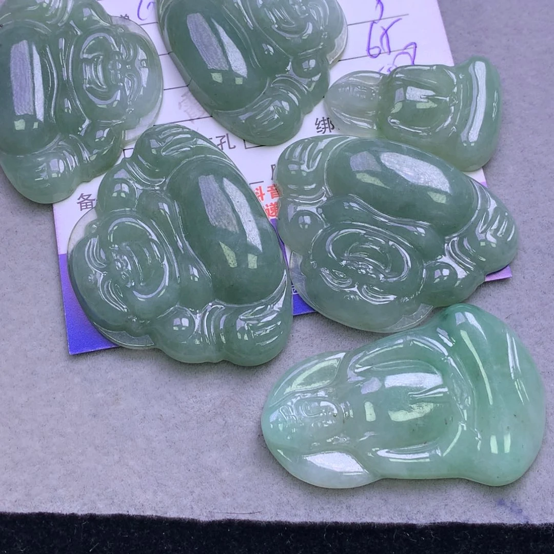 颈饰未镶嵌翡翠正*